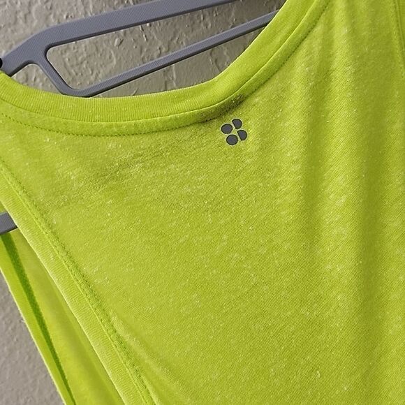 Sweaty Betty Small Cropped sleeveless swing vest tee shirt top lime punch green - Picture 6 of 6